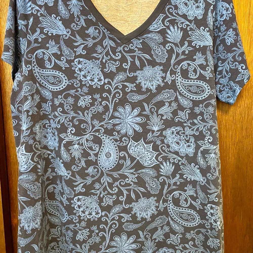 LuLaRoe Blue and black Paisley Short Sleeve Top plus Mint Green top